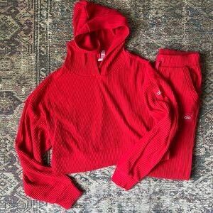 ALO Yoga Muse Ribbed Crop Athletic Set